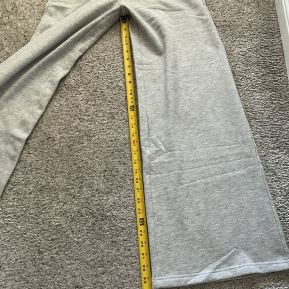 NWT Wide Leg Gray Pants with Stretchy Waistband - Picture 3 of 7